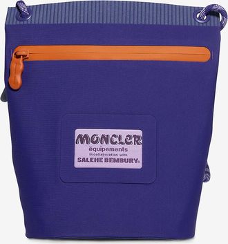 Moncler Schultertasche aus High-Tech-Fasern Amoeba by Salehe Bembury