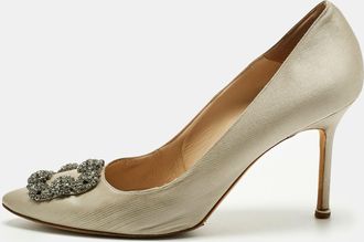 Manolo Blahnik Grey Satin Hangisi Pumps