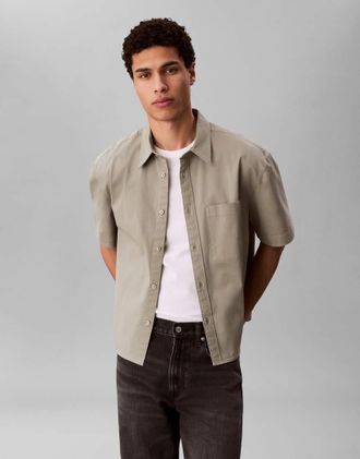 Calvin Klein Jeans Camicia a maniche corte squadrata comoda kaki-Verde