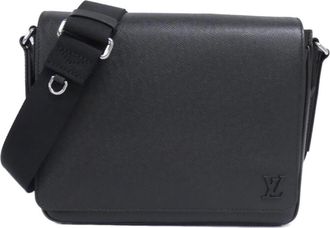 Louis Vuitton Black Leather Shoulder Bag (Pre-Owned)