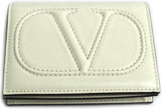 Valentino Garavani Beige Leather Wallet (Bi-Fold) (Pre-Owned)