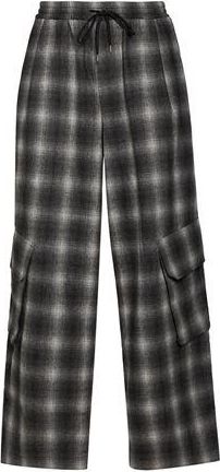 Isabel Benenato BOTTOMWEAR - Pantaloni su YOOX.COM