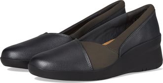 Clarks Womens Suttyn Walk Loafer, Dark Pewter Metallic Leather, 7.5 Wide