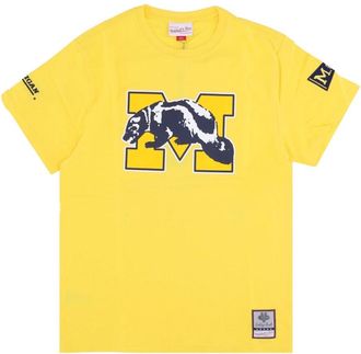 Mitchell & Ness Michigan Wolverines Basketball Team T-Shirt - Heren - T-shirts - Geel - XL - Wol - Tops