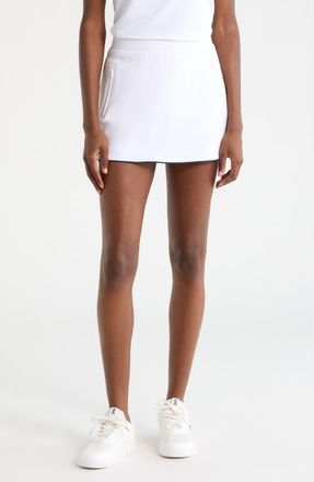 G/Fore Mid Rise Tulip Hem Piqu&eacute; Skort in Snow at Nordstrom, Size X-Small