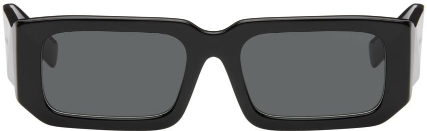 Prada: Black Sunglasses now up to −68% | Stylight