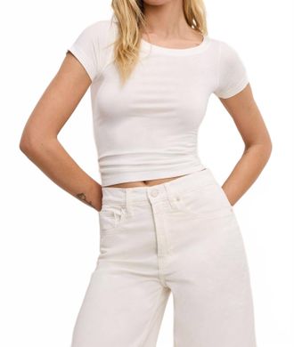 Good American Short Sleeve Boatneck Tee Top In White