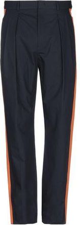 Valentino Garavani PARTES DE ABAJO - Pantalones en YOOX.COM