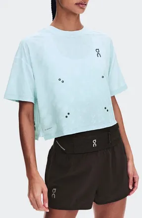 On Performance Volt-T Performance Graphic T-Shirt in Brook at Nordstrom, Size X-Large