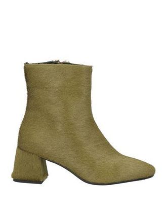 Claire SCHUHE - Stiefeletten auf YOOX.COM