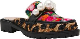 Betsey Johnson Womens Norah Lug Sole Mule In Leopard Floral