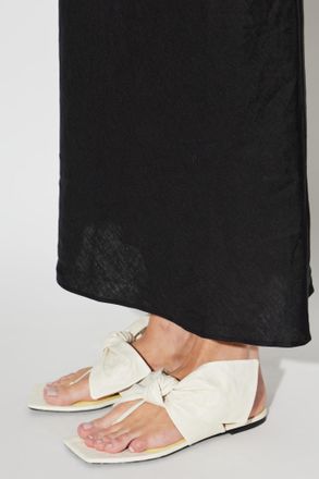Givenchy Leather Slides With Decorative Bow, Womens, Cream