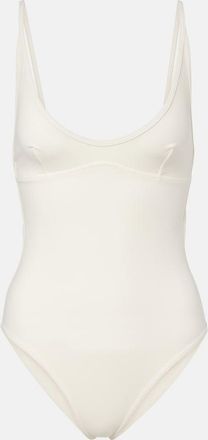 Toteme Ba&ntilde;ador Scoop