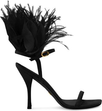 Stuart Weitzman Plume 100 Veer Sandaal - Dames - Sandalen met hakken - Zwart - 35 EU - Su&egrave;de - Schoenen