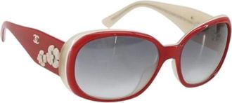 Chanel Pre-owned Accessories, female, Red, Size: ONE SIZE Pre-owned Vintage Sunglasses