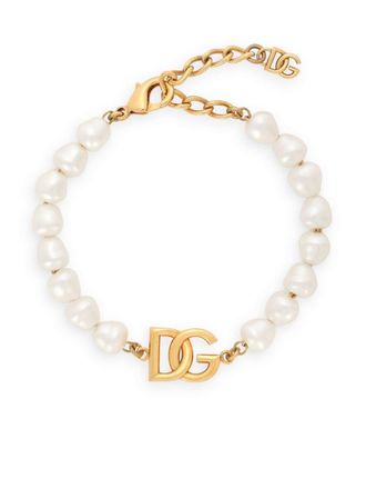 Dolce & Gabbana DG logo-charm pearl bracelet - women - Brass/Plexiglass - One Size - Gold