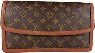 Louis Vuitton Brown Monogram Monogram Clutch Bag Pochette (Pre-Owned)