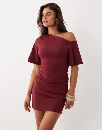 the frolic esclusivo mini dress asimmetrico con spalle scoperte, arricciature laterali, in bordeaux-Rosso