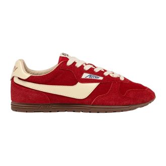 Autry Vintage Windspin Ruby Su&egrave;de Sneakers - Heren - Sneakers - Rood - 42 EU - Su&egrave;de - Schoenen