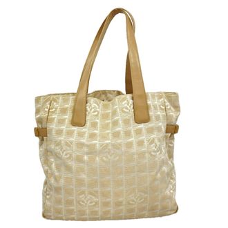 Chanel Beige Nylon Tote Bag (Pre-Owned)