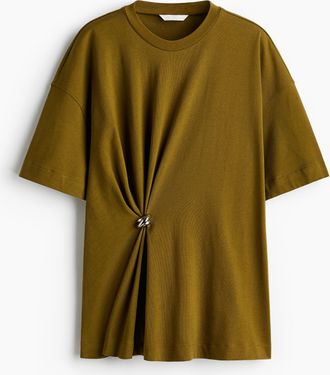 H&M T-Shirt mit Metalldetail - Green