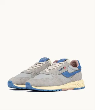 Autry Womens Reelwind Sneaker In Vapor And Della Robbia Blue