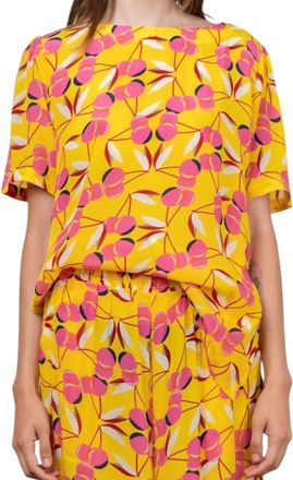 Shine Cherry Silk Tee In Yellow