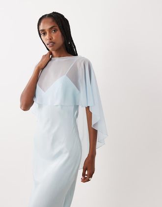 Asos Vestito lungo in raso blu pallido con strato a mantella