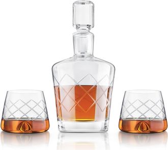 Final Touch 4 Piece Lead-Free Crystal Whiskey Decanter Set in Clear at Nordstrom