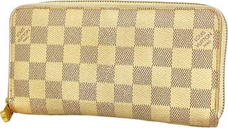 Louis Vuitton White Long Wallet (Bi-Fold) (Pre-Owned)