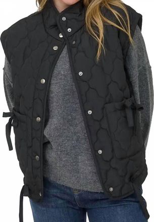 Blu Pepper Tie Detail Snap Button Down Quilted Puffer Vest In Black