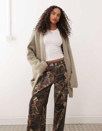 Monki Cardigan oversize in maglia soffice beige-Neutro