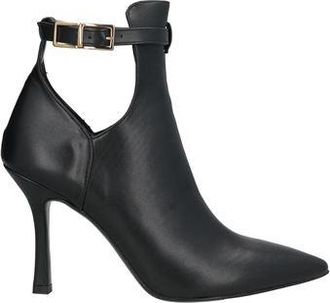 Nila & Nila Ankle boots