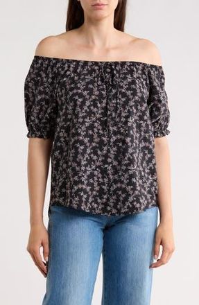 Renee C Floral Short Sleeve Top in Black at Nordstrom Rack, Size X-Small