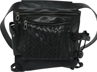 Bottega Veneta Intrecciato Black Leather Shoulder Bag (Pre-Owned)