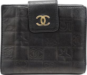 Chanel Black Leather Wallet (Bi-Fold) (Pre-Owned)