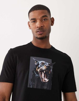Boss Orange by Hugo Boss T-shirt nera con stampa Dobermann-Nero
