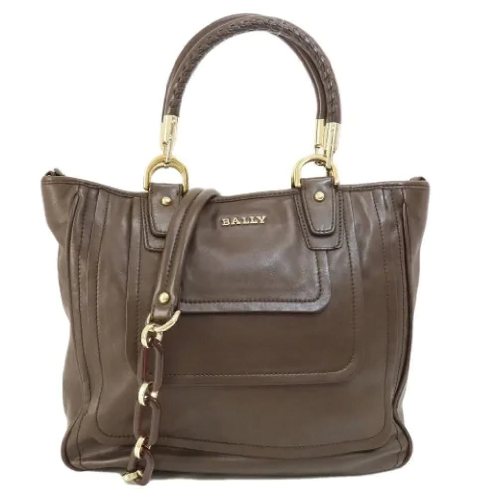 Bally: Brown Shoulder Bags now up to −60% | Stylight