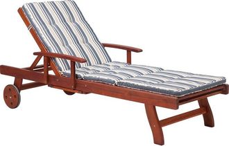 Beliani Tumbona De Jard&iacute;n De Madera De Acacia Oscura Con Coj&iacute;n A Rayas Azul Beige Toscana