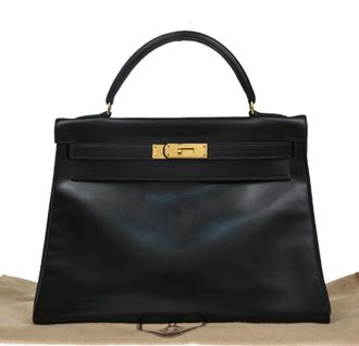Herm&egrave;s Black Kelly With Gold Hardware 32Cms Size M