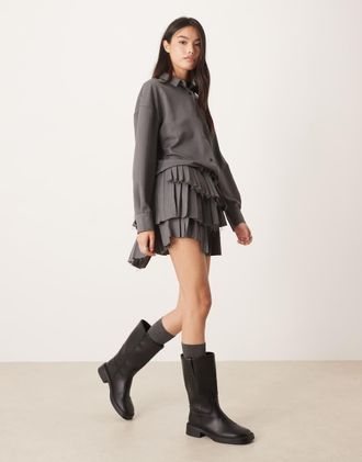 Asos Vestito camicia corto con gonna a pieghe e vita scesa grigio a righe