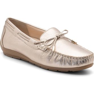 Ara Amarillo Leather Driving Shoe in Platinum Metallic Leather at Nordstrom, Size 7.5