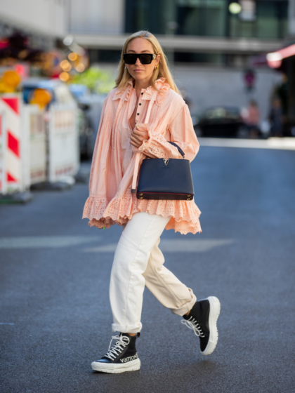 Peach Fuzz ist die Pantone Farbe 2024