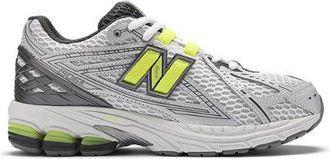 New Balance Ni&ntilde;os 1906 Lace en Negro/Verde, Talla 35.5