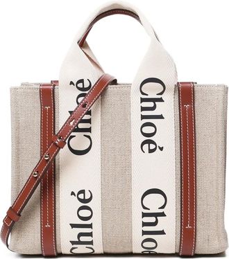 Chlo&eacute; Woody kleine shopper met logo - Beige
