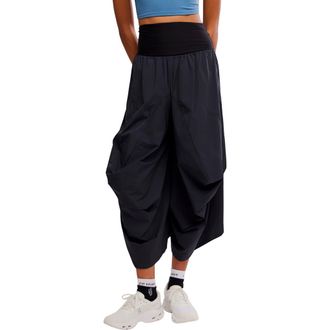 Free People FP Movement Way Back Convertible Crop Pants in Black at Nordstrom, Size X-Small