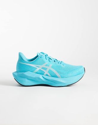 Asics Novablast 6 sneakers da corsa in azzurro e bianco-Blu