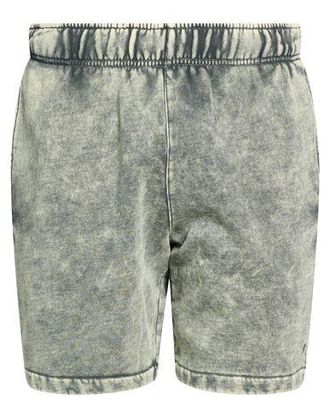 Guess BOTTOMWEAR - Shorts & Bermuda Shorts on YOOX.COM
