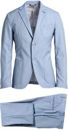 Alessandro Gilles Suits