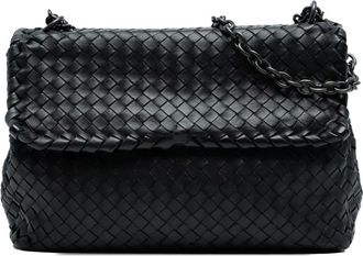 Bottega Veneta 2012-2025 medium Nappa Intrecciato Olimpia schoudertas - Zwart
